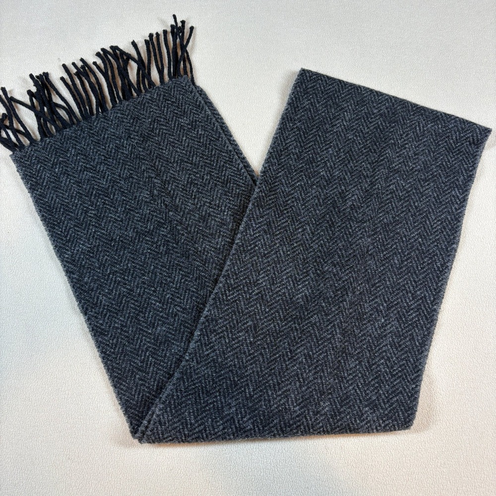Studio Donegal Handwoven Tweed Scarf Grey Herringbone Irish Wool Fringe Scarf